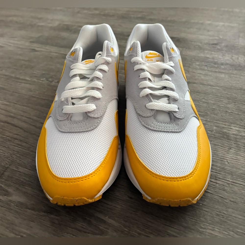 Nike Air Max 1 Yellow White and Gray Men’s Size 9.5 - Picture 2 of 4